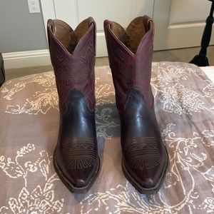 Women’s Tony Lama boots, size 8.5